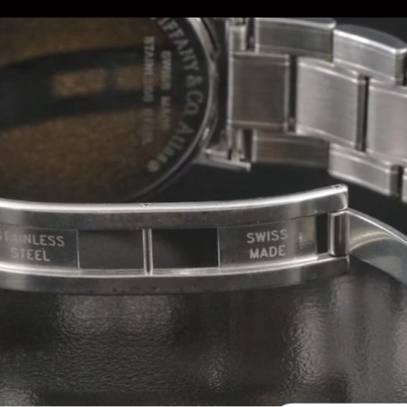 Tiffany & Co. Silver and Black Watch. Atlas Roman numeral 33 mm - Picture 6 of 7